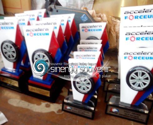 Piala Kontes Otomotif