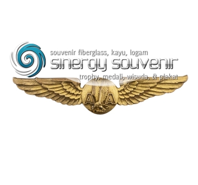 Wings Lencana Kuningan