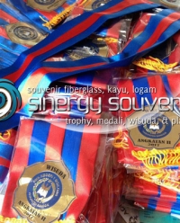 Kalung Piagam Wisuda