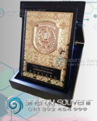 vandel box kayu unik